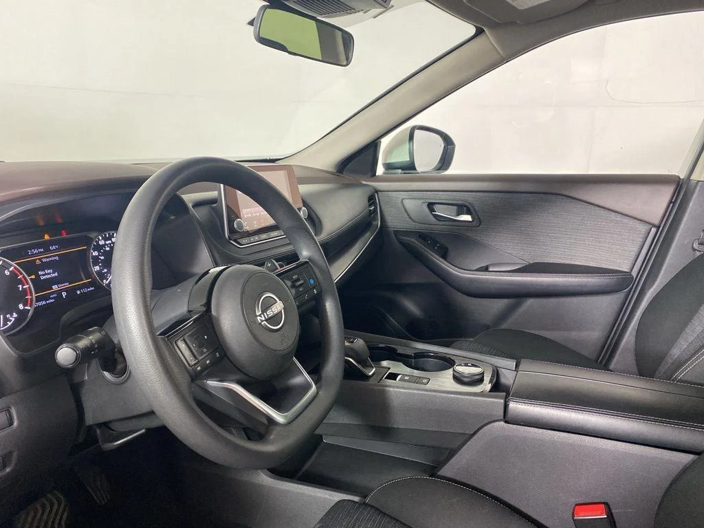 Used 2023 Pearl White Nissan SV image 6