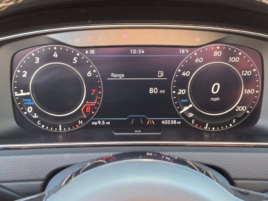 Used 2019  Volkswagen DCC & Navigation 4Motion image 27