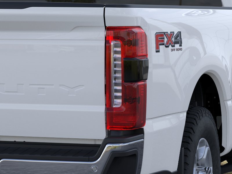 New 2026 Oxford White Ford F-250® XLT image 21