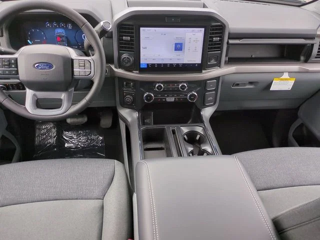 New 2026 Agate Black Metallic Ford XLT image 15