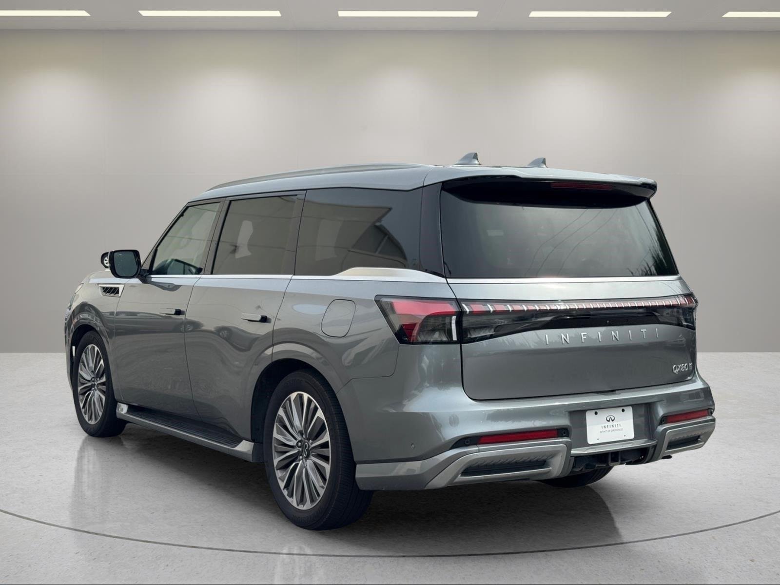 Certified Used 2025 Dynamic Metal INFINITI SENSORY image 3