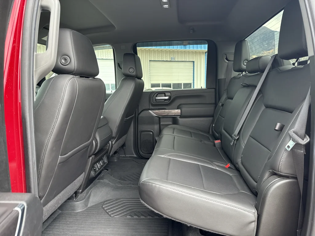 Used 2020 CAJUN RED TINTCOAT Chevrolet LTZ image 11