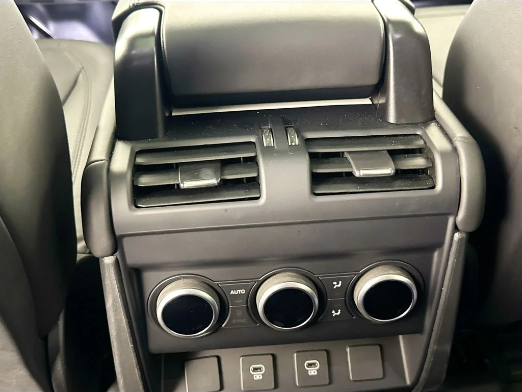 Used 2025 Gray Land Rover X-Dynamic SE image 26