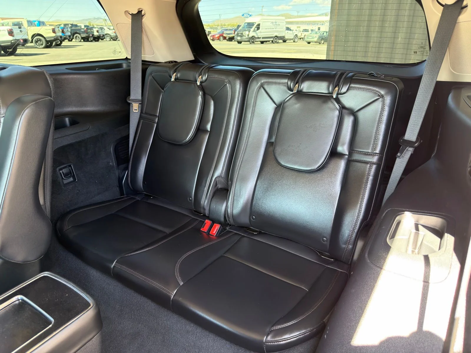 Used 2021 Gray Lincoln Reserve image 30