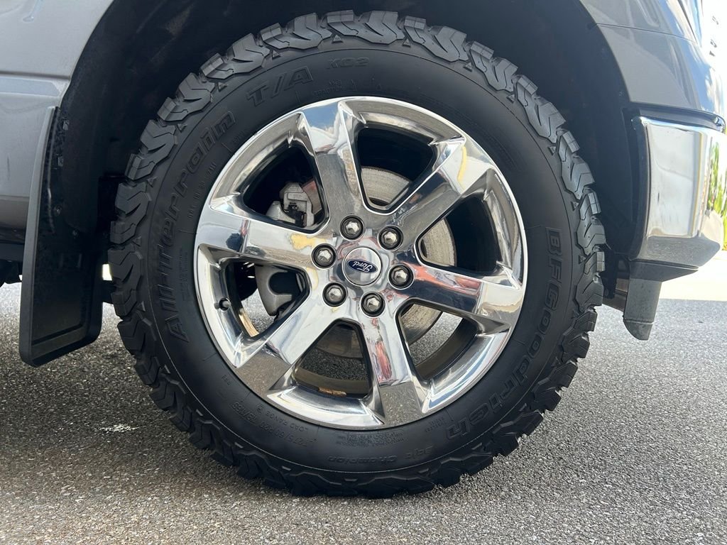Certified Used 2022 Gray Metallic Ford XLT image 34