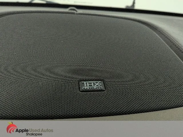 Used 2011  Lincoln Base image 20