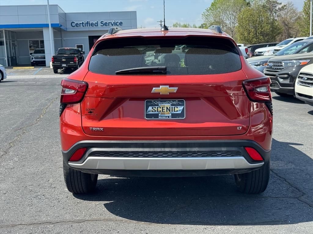 Used 2024 Cayenne Orange Metallic Chevrolet LT image 4