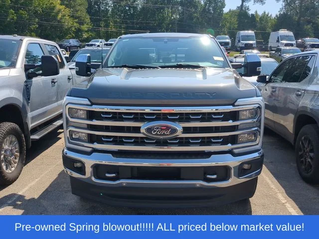 Used 2023 Gray Ford Lariat image 5