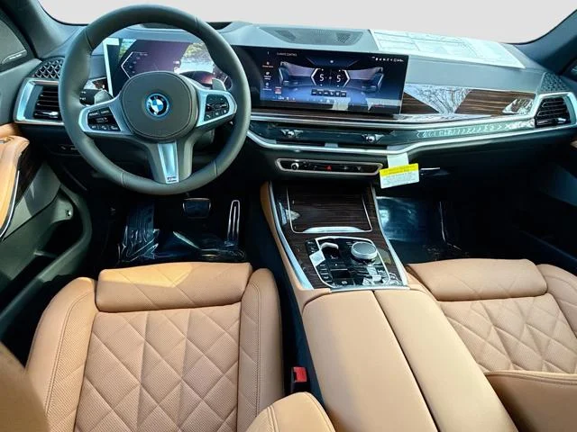 New 2026 Black Sapphire Metallic BMW xDrive50e image 16