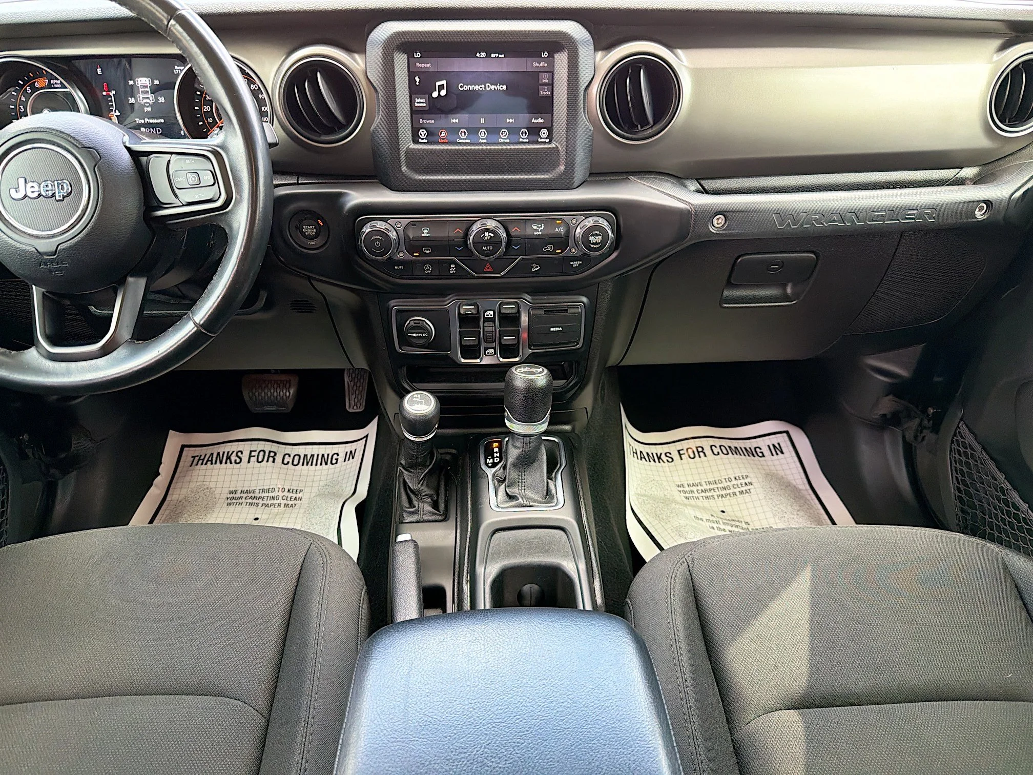 Used 2019 Black Clearcoat Jeep Sport S image 17