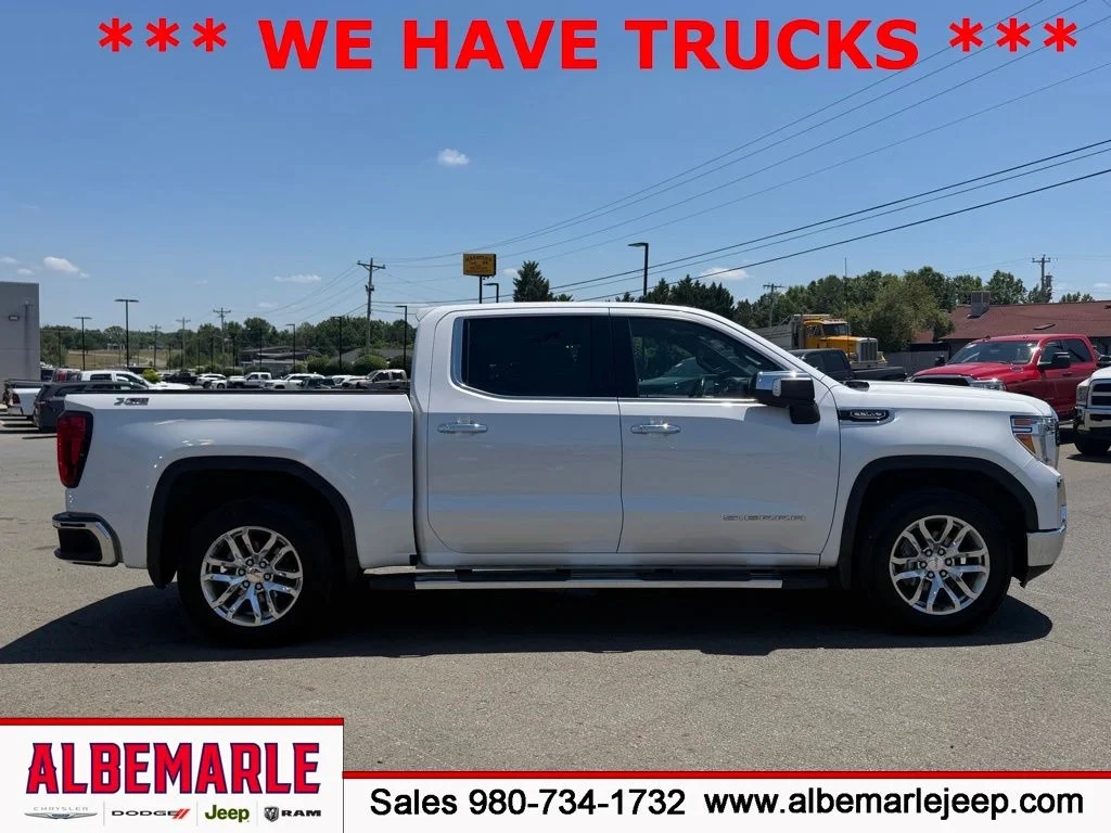 Used 2020 White GMC SLT image 2