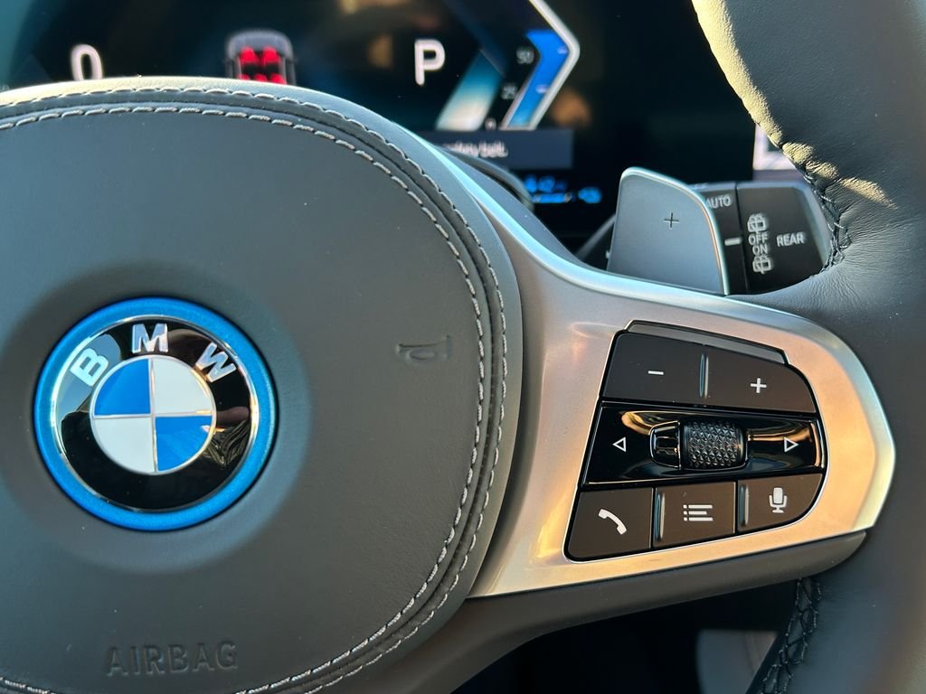New 2026 Dravit Grey Metallic BMW xDrive50e image 20
