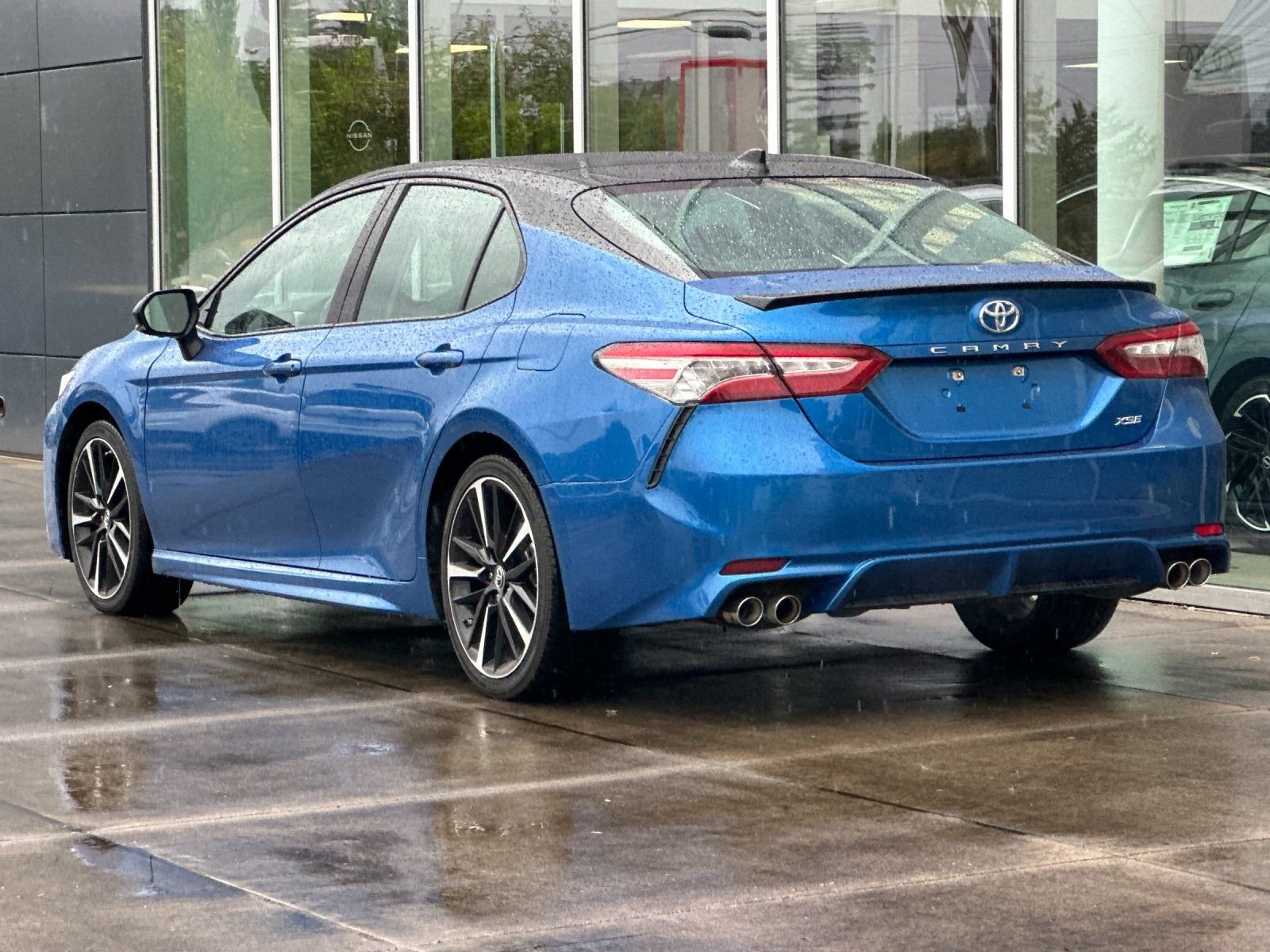Used 2019 Midnight Black Metallic Toyota XSE image 5