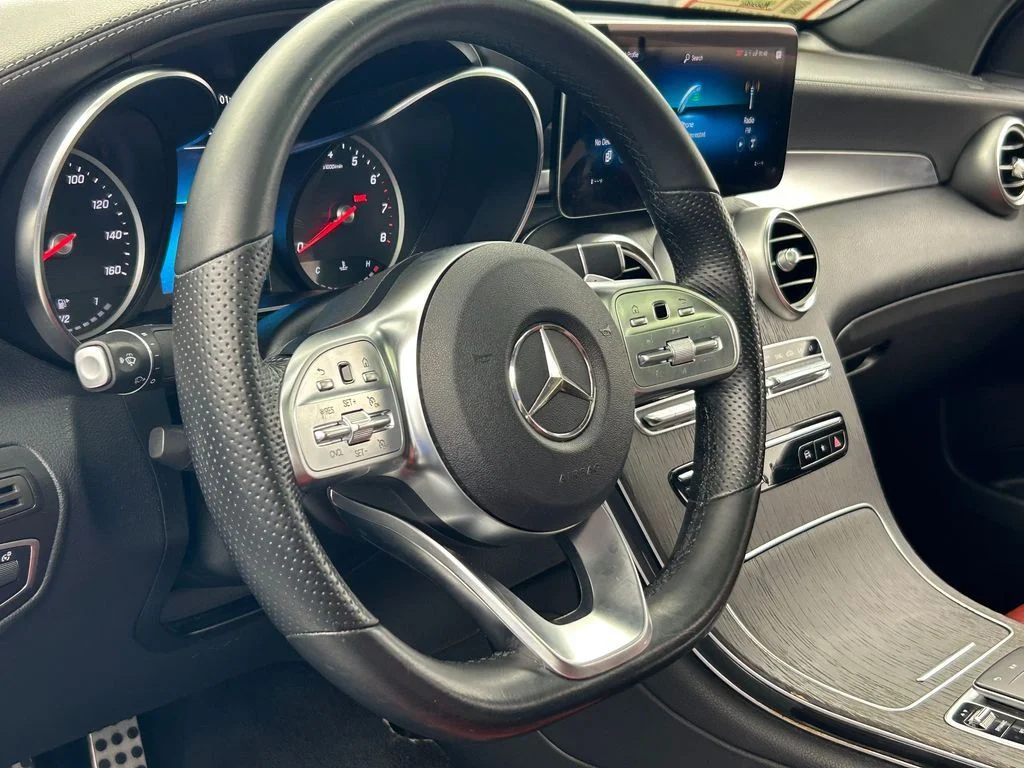 Used 2022 Diamond White Mercedes-Benz GLC 300 Coupe image 11