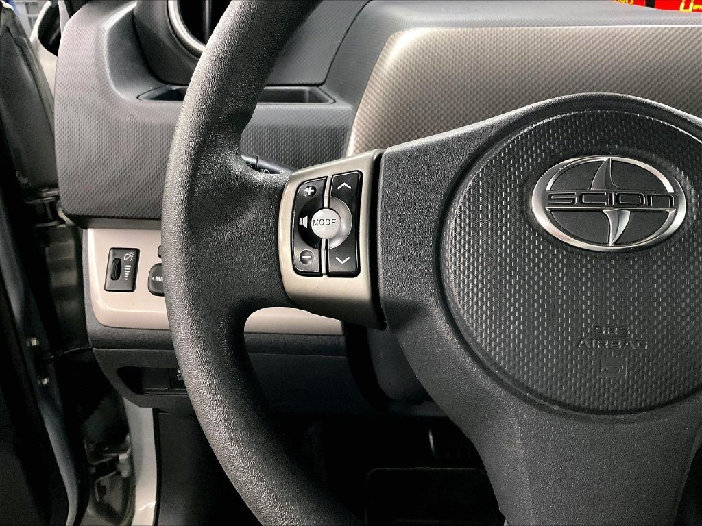 Used 2013 Silver Scion 10 Series image 21
