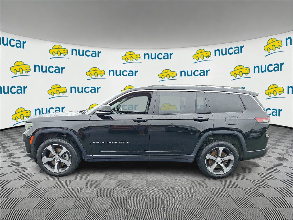 Used 2023 Black Jeep Limited image 4