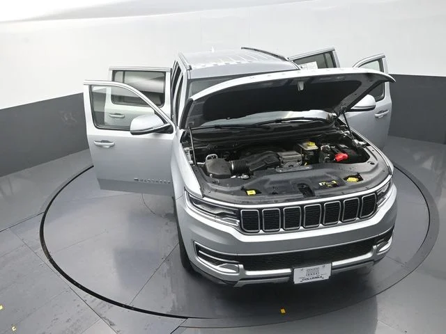 Used 2022 Silver Jeep Series II image 32