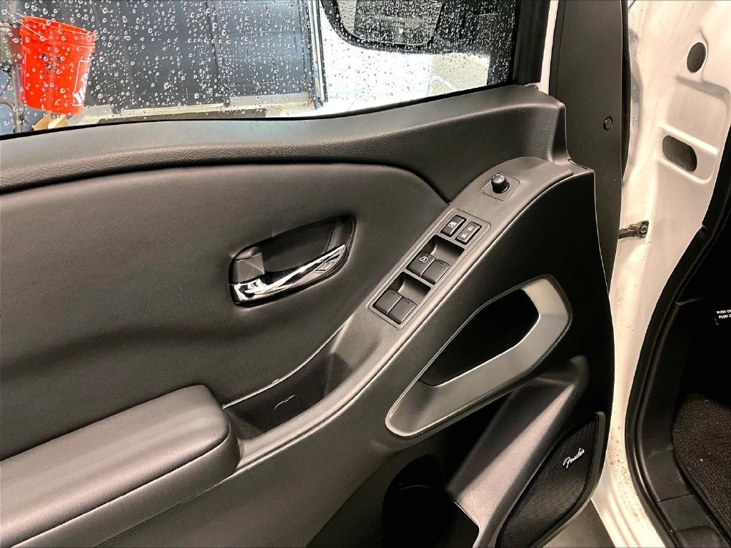 Used 2024 White Nissan SL image 10