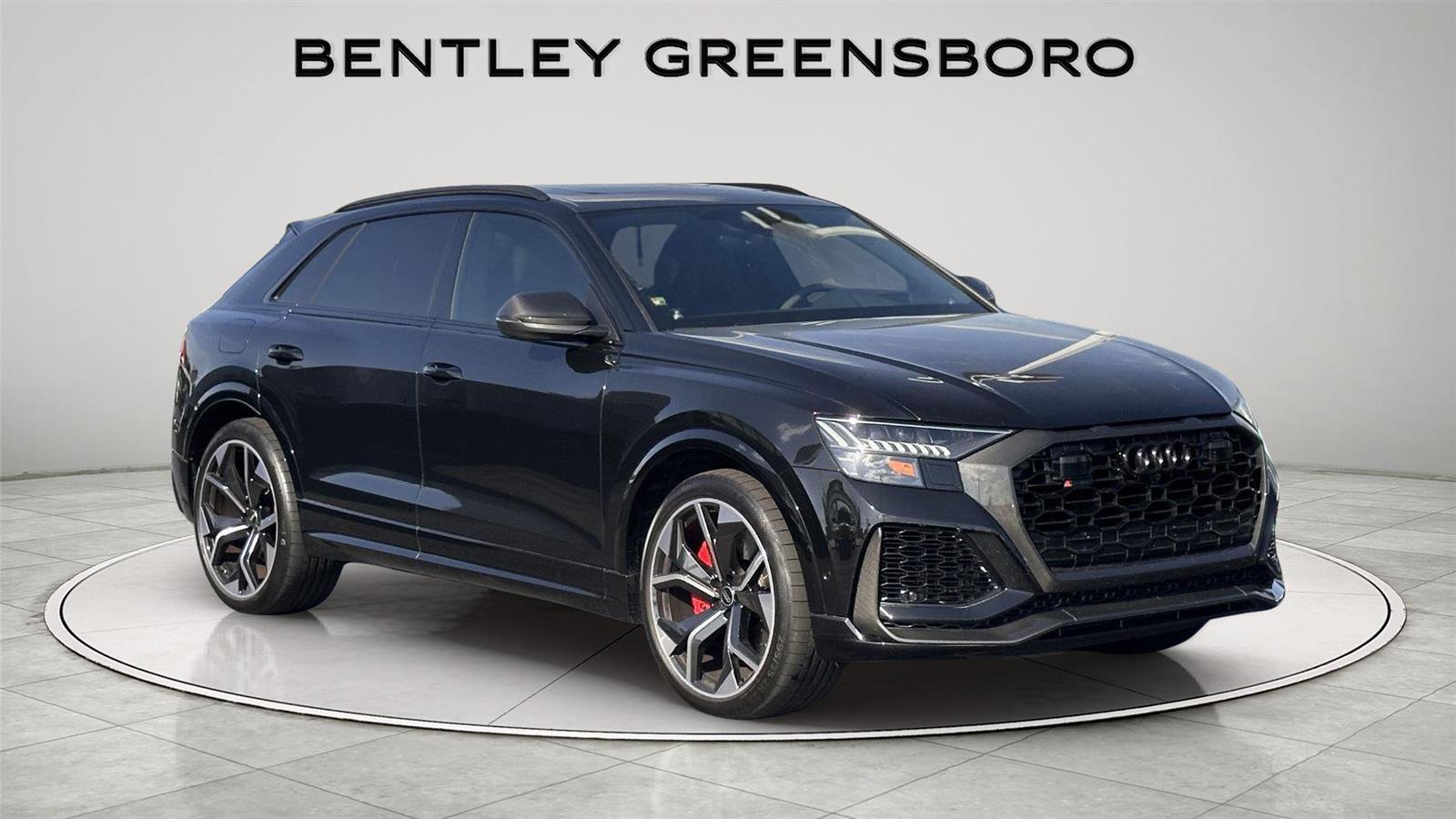 2024 Audi RS Q8 -'s photo