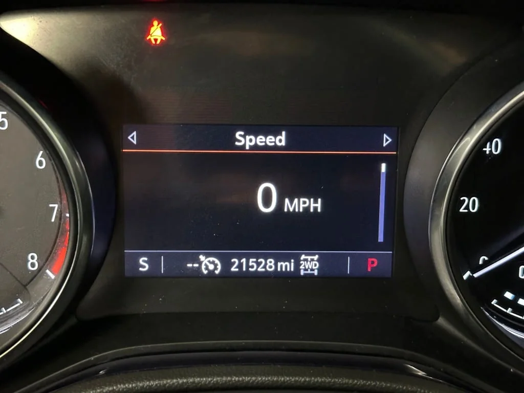 Used 2023 Ebony Twilight Metallic Buick Select image 3
