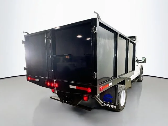 New 2025 Oxford White Ford XL image 7