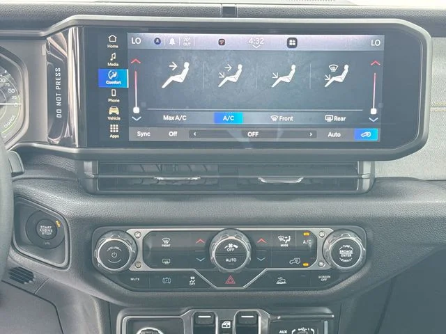 Used 2024 Gray Jeep Sport S 4xe image 18