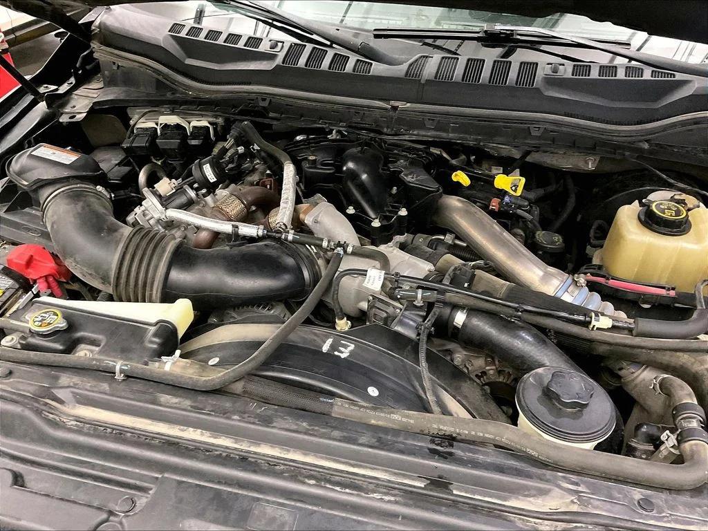 Used 2019 Black Ford Lariat image 39