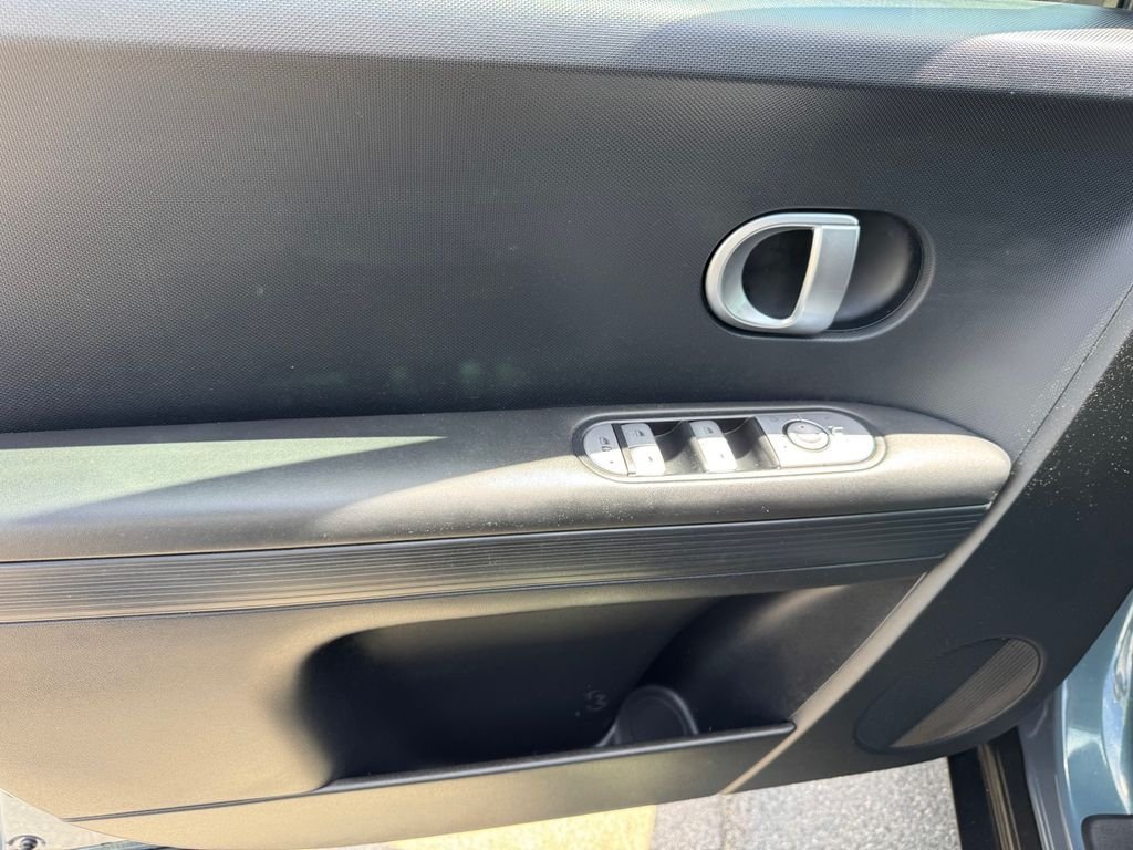 Certified Used 2024 Green Hyundai SE image 15