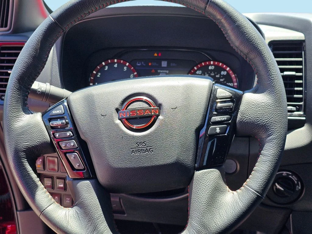 Used 2022 Red Nissan PRO-4X image 16