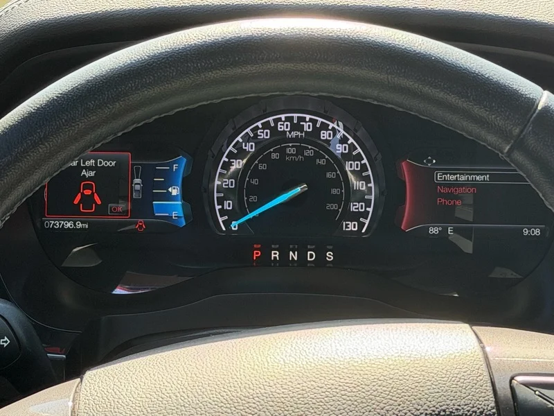 Used 2023 Orange Ford XL image 9