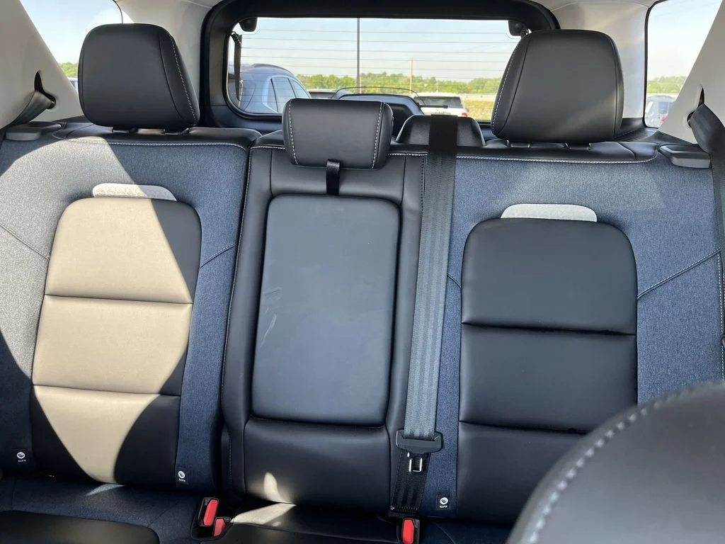 Used 2025 Blue Ford Outer Banks image 21