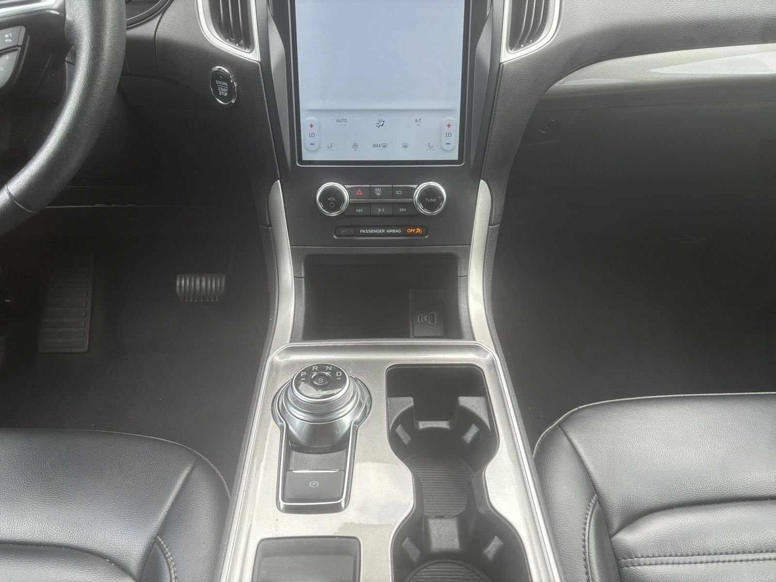 Used 2024 White Ford SEL image 11