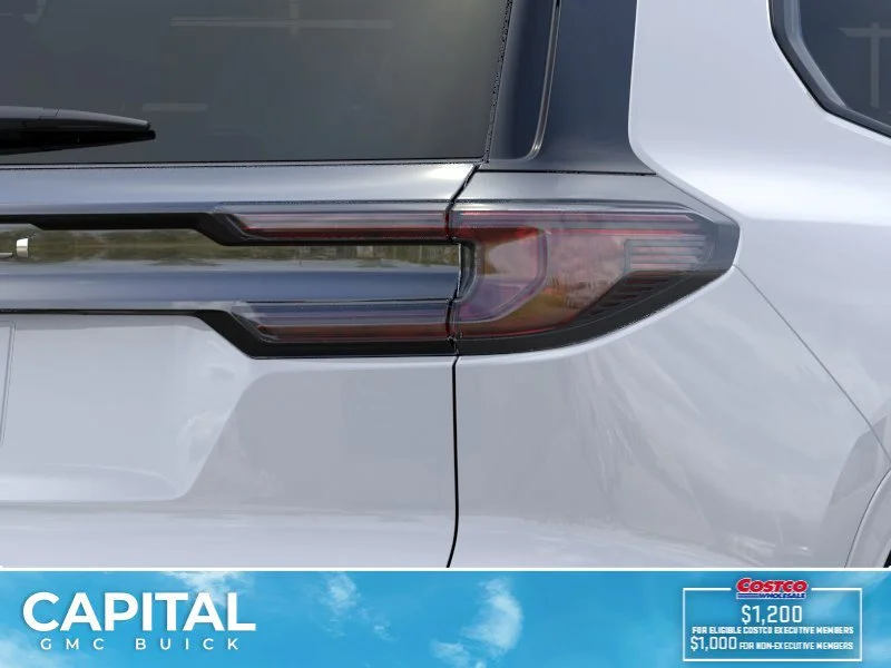 New 2026 GLACIER WHITE TRICOAT GMC Denali Ultimate image 11