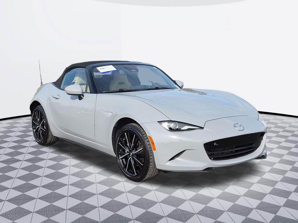 Certified Used 2024 Aero Gray Mazda Grand Touring image 7