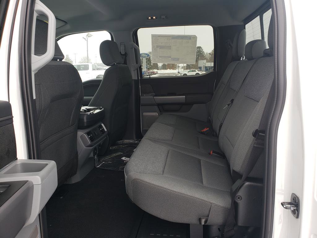 New 2026 Oxford White Ford XLT image 10