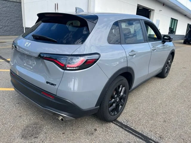 Used 2024 Urban Gray Pearl Honda Sport image 3