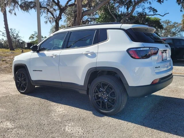New 2026 Bright White Clear-Coat Exterior Paint Jeep Latitude image 5