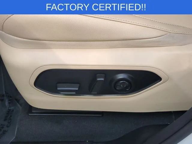 Used 2025 White Jeep Limited image 17