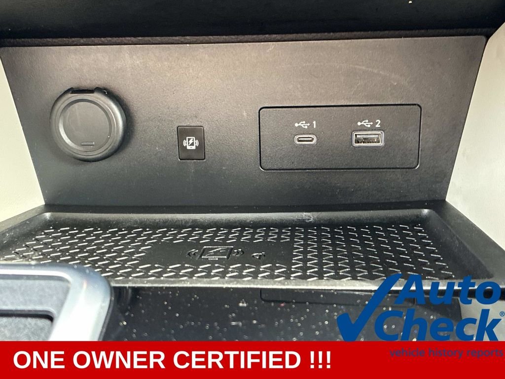 Used 2023 White Nissan SL image 32