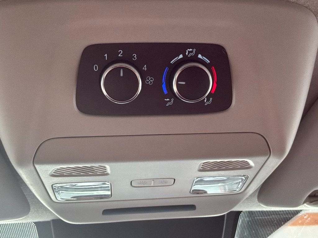 Used 2024 White Ford XLT image 29