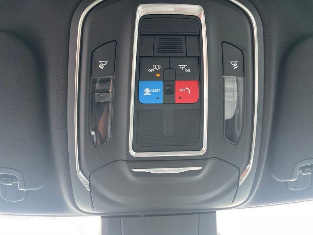 New 2026 Hydro Blue Pearl-Coat Exterior Paint Jeep Laredo image 23