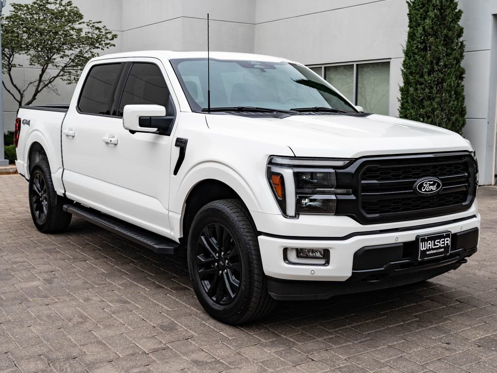 Used 2024 Star White Metallic Tri-Coat Ford LARIAT image 12