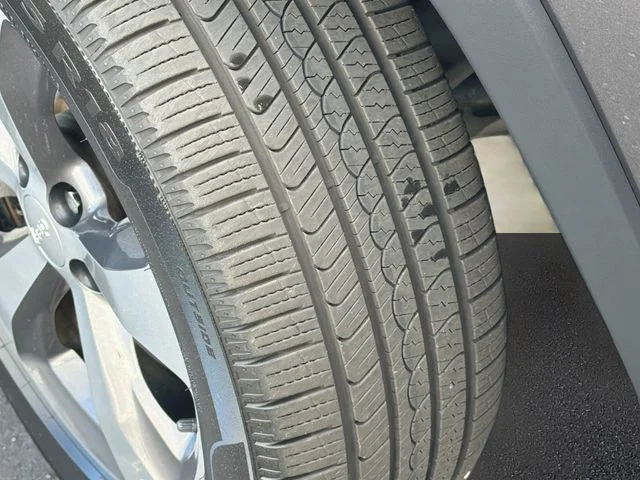 Used 2019 Gray Jeep Limited image 32
