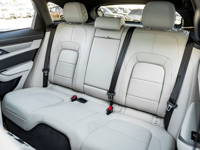 New 2026 Portofino Blue Jaguar P250 R-Dynamic S image 28
