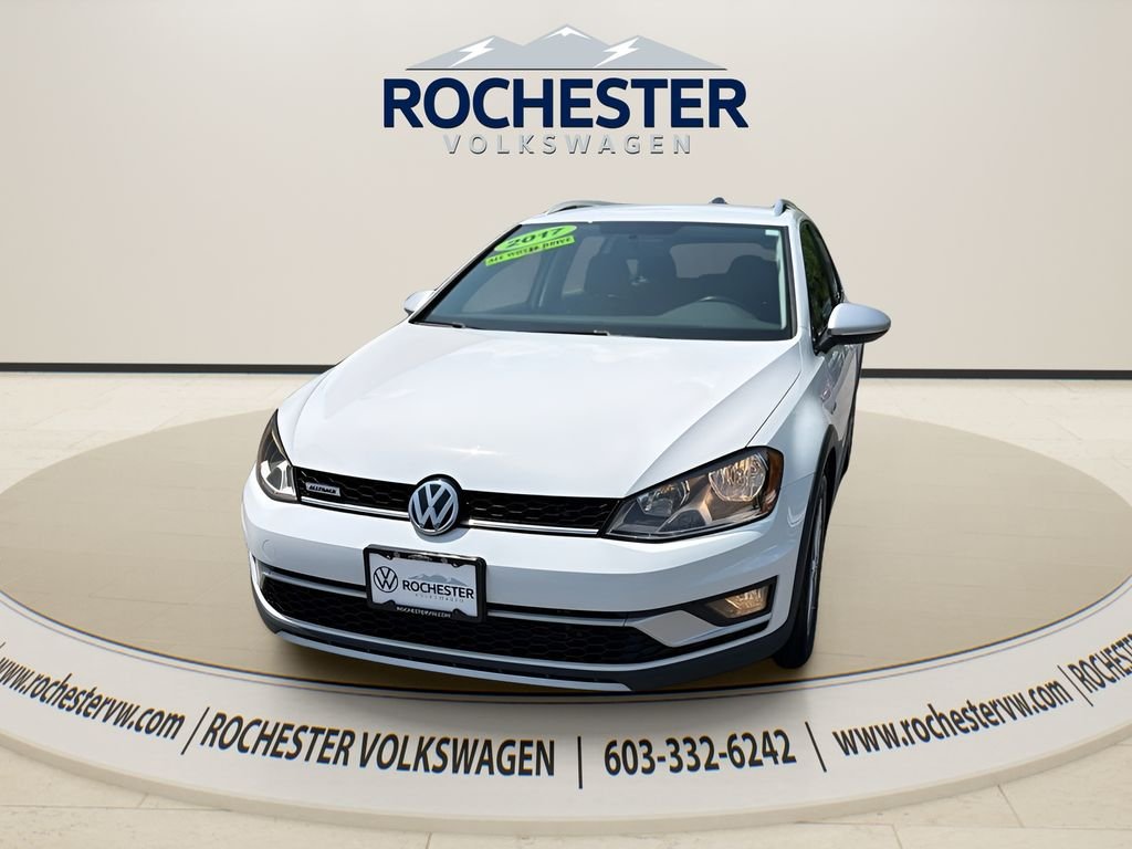 Used 2017 White Volkswagen TSI S image 1