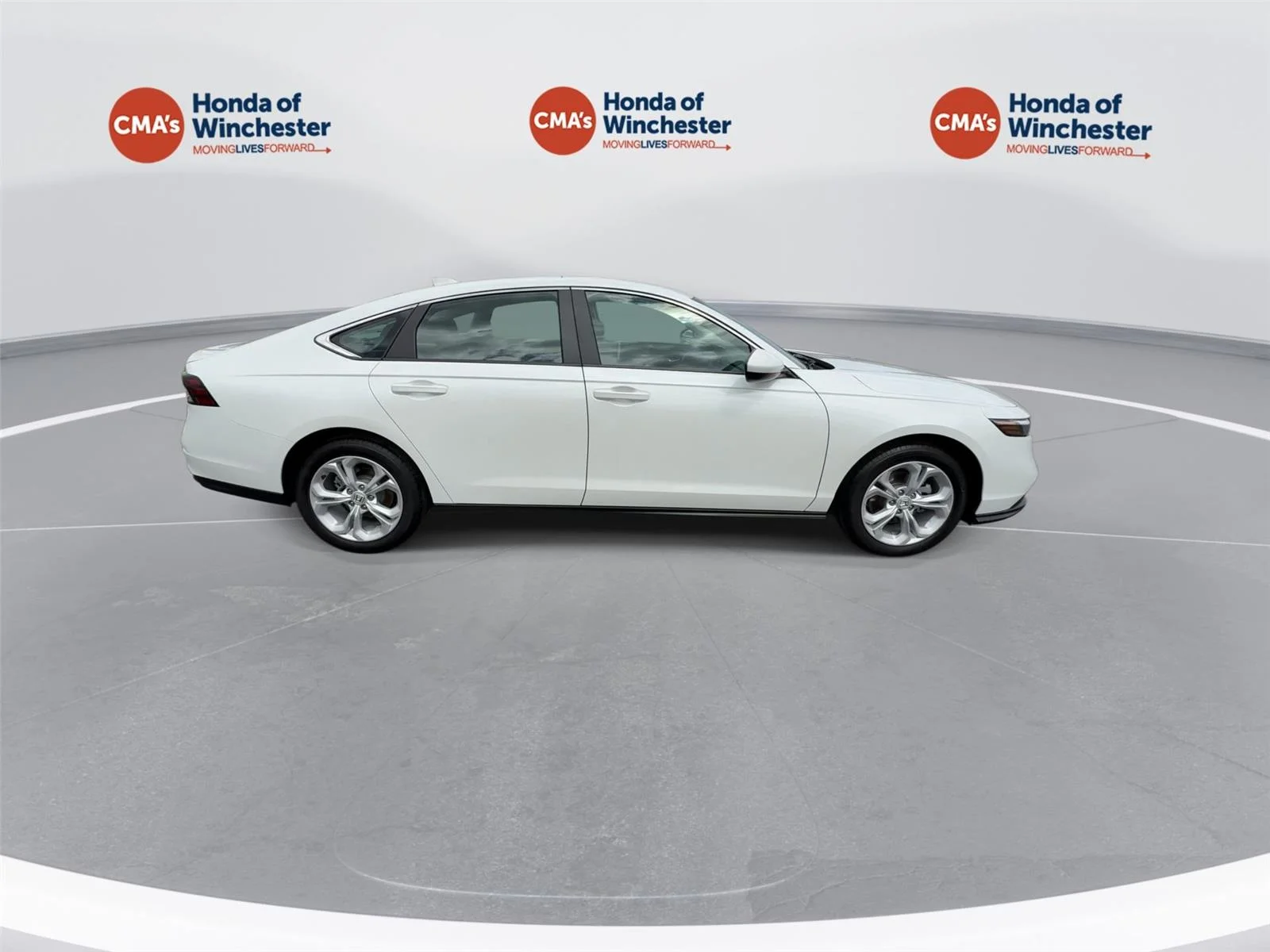 2025 Honda Accord LX - Photo 9