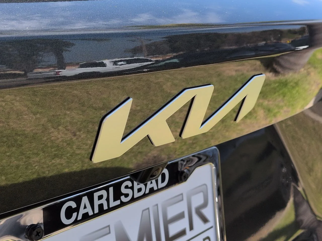 New 2026 Interstellar Gray Kia EX image 32