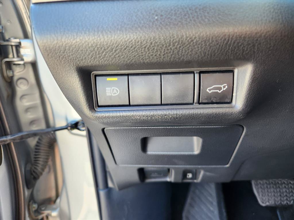 Certified Used 2025 Silver Toyota XLE image 21