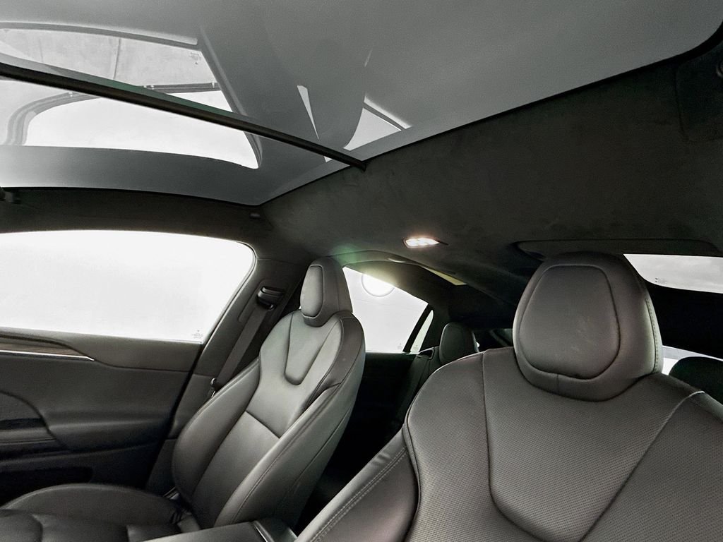 Used 2023 Black Tesla Standard Range image 21
