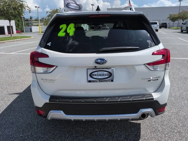 Used 2024 White Subaru Touring image 5